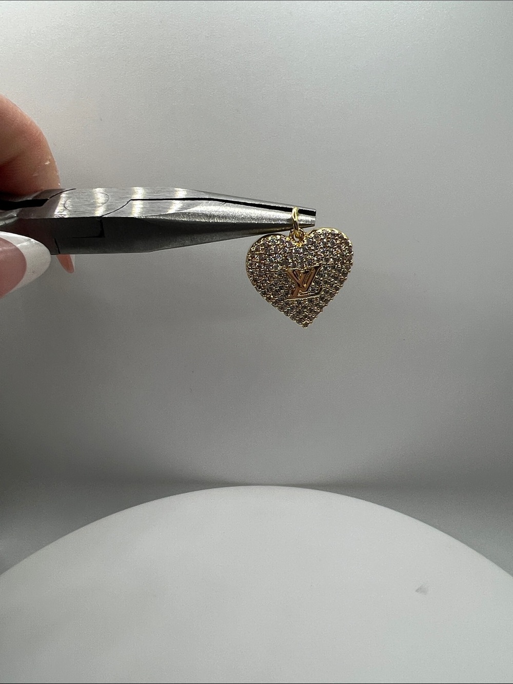 1492. Gold Heart Pendant with Pavé Crystals - Picture 2 of 7